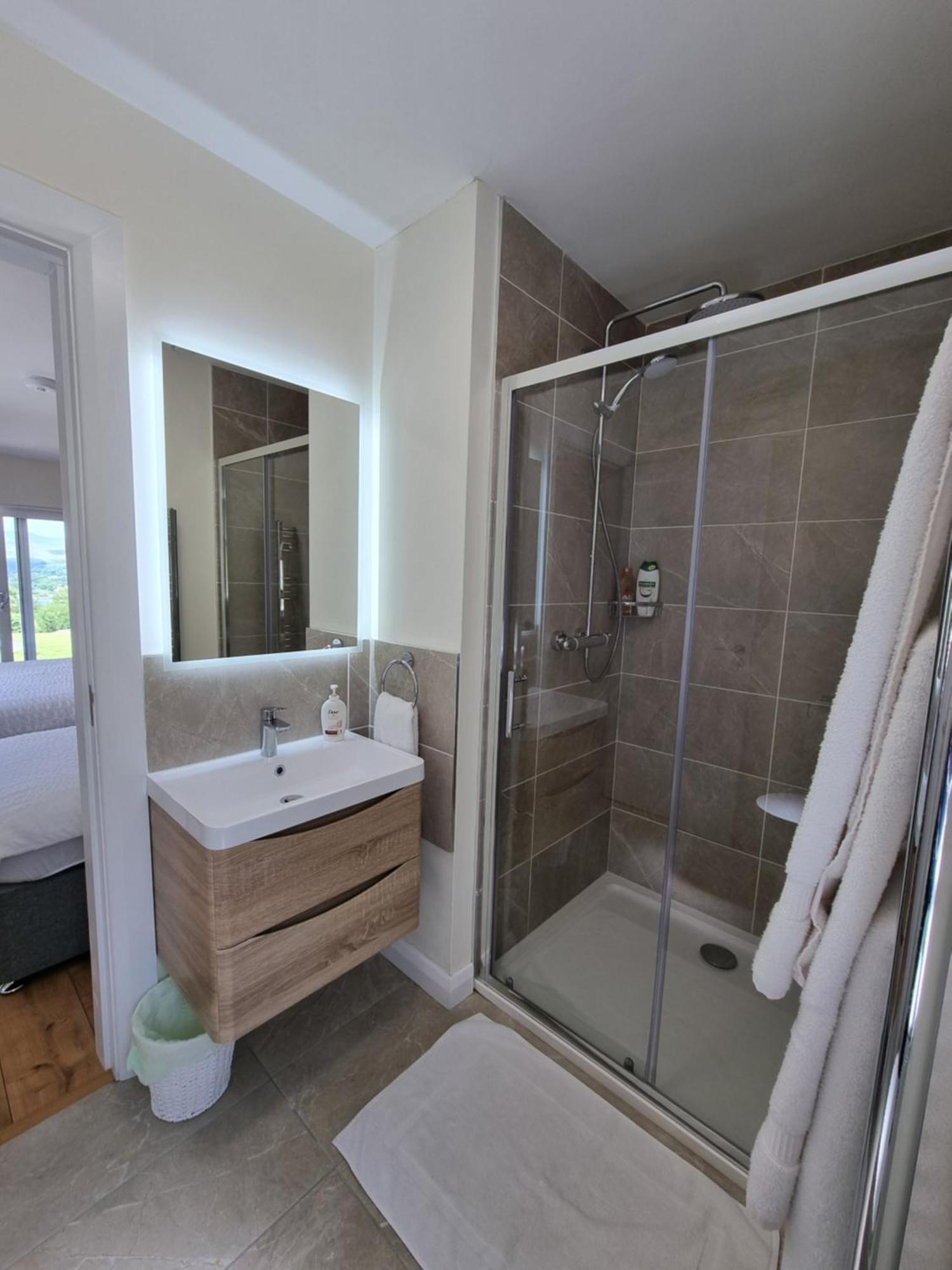 Misty Bay - Kenmare Hotel Екстериор снимка