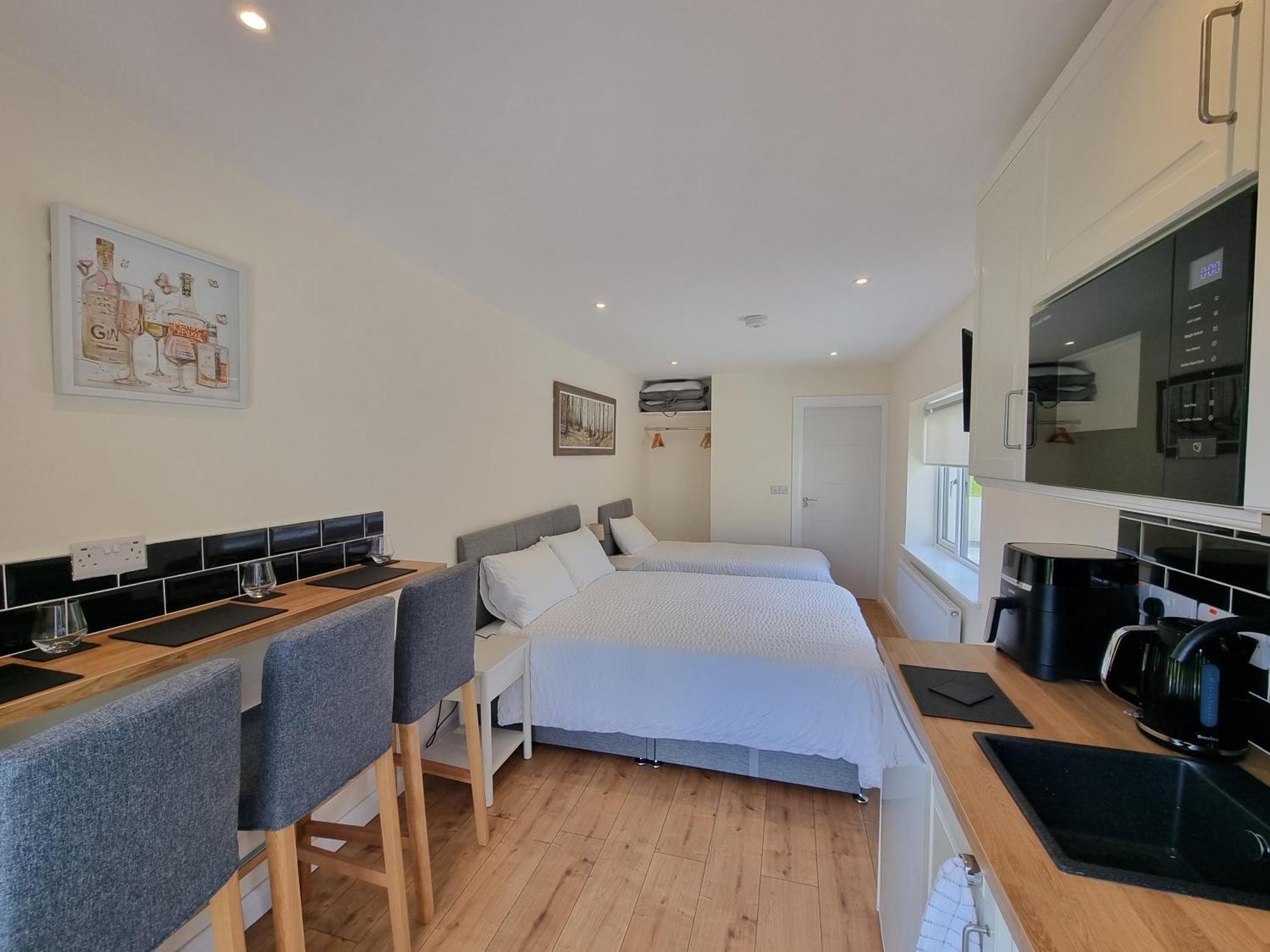 Misty Bay - Kenmare Hotel Екстериор снимка